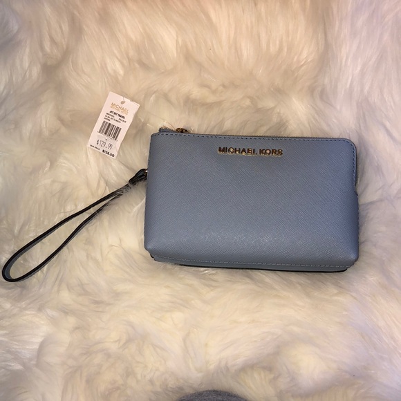 Michael Kors “ Jet Set Travel” wristlet - Picture 2 of 7